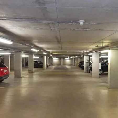 Modern In The Heart Of Comtemporary Apartment *