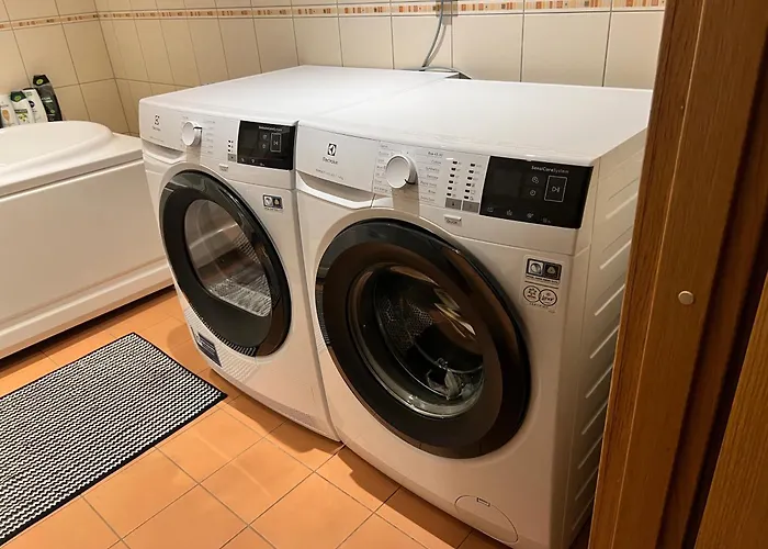 Modern In The Heart Of Comtemporary * Reval