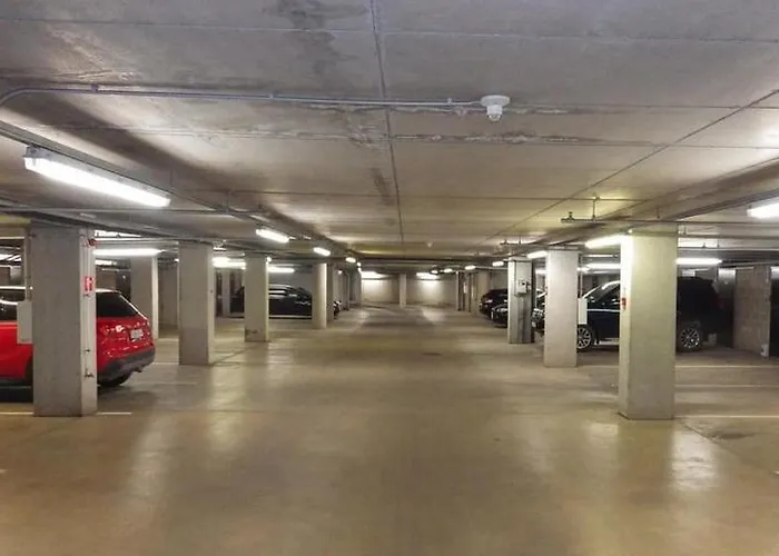 Modern In The Heart Of Comtemporary Apartment *